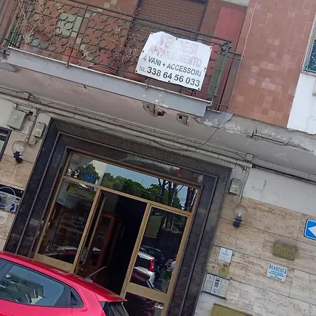 La Casa Di Lilly Con Terrazza Gasthof Avellino